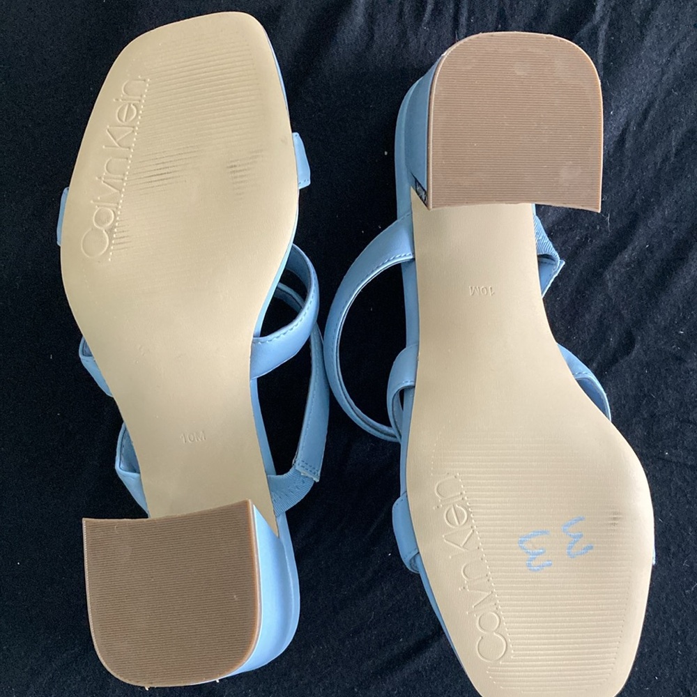 Calvin Klein baby blue block heel sandal sz10m